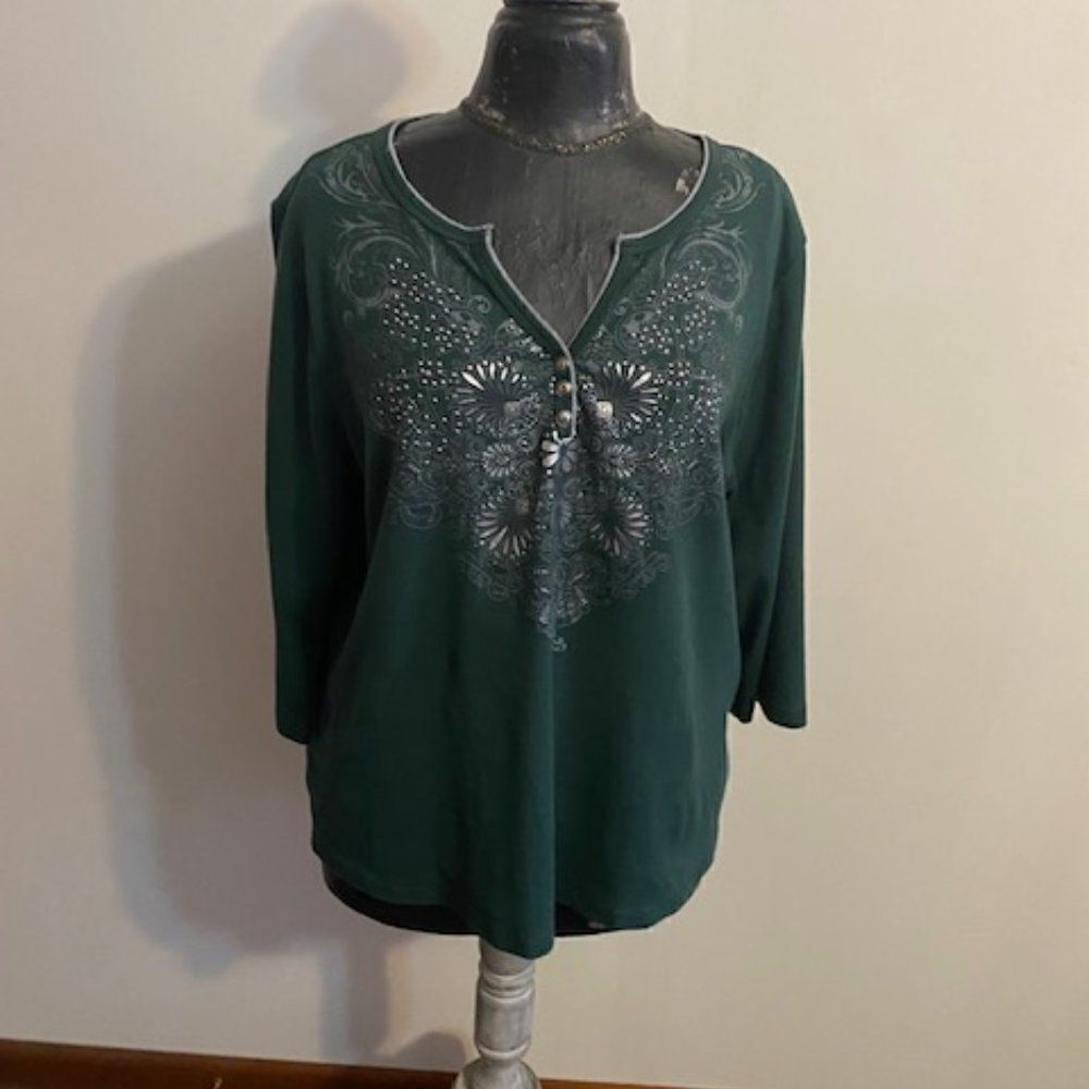 CJ Banks Green/Silver embellished V-neck 3 buttons top. size 1X
